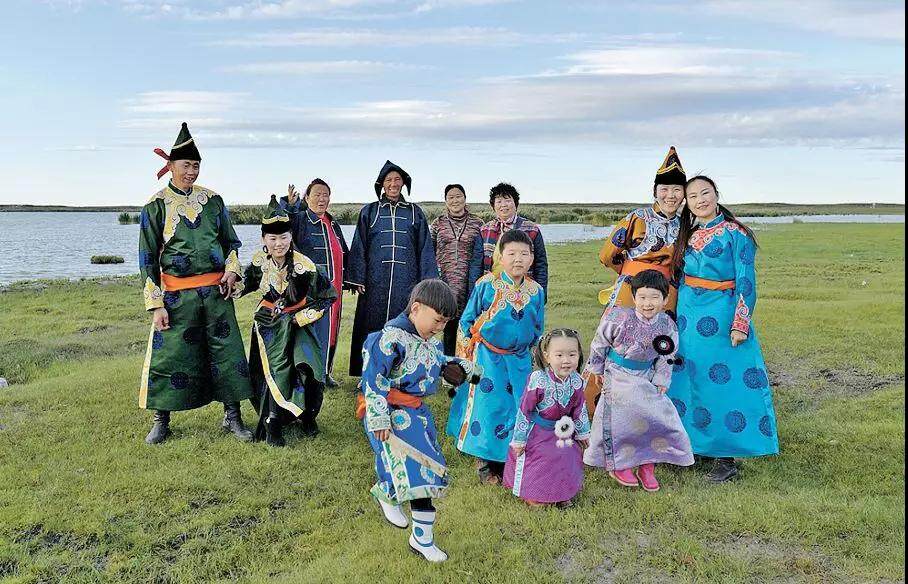 内蒙古新闻网 锡林郭勒 畅游草原  1800多个内蒙古农畜产品 草原牧人