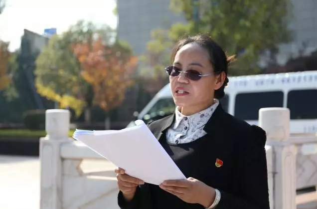 十九大代表马开慧走进警营谈报告
