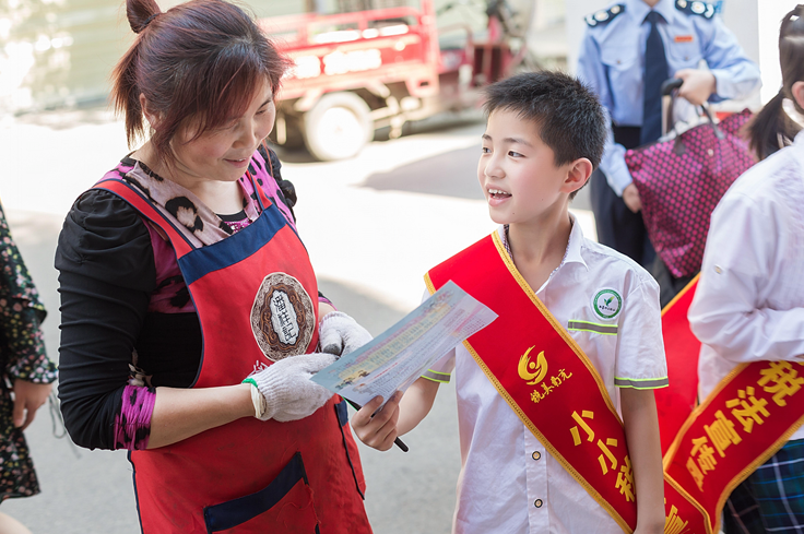 税收知识进校园 小学生争当"税法宣传员"
