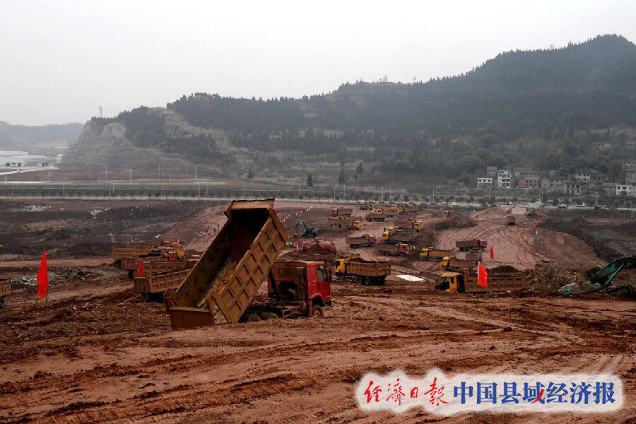 四川嘉陵区摁下快进键项目建设跑出加速度