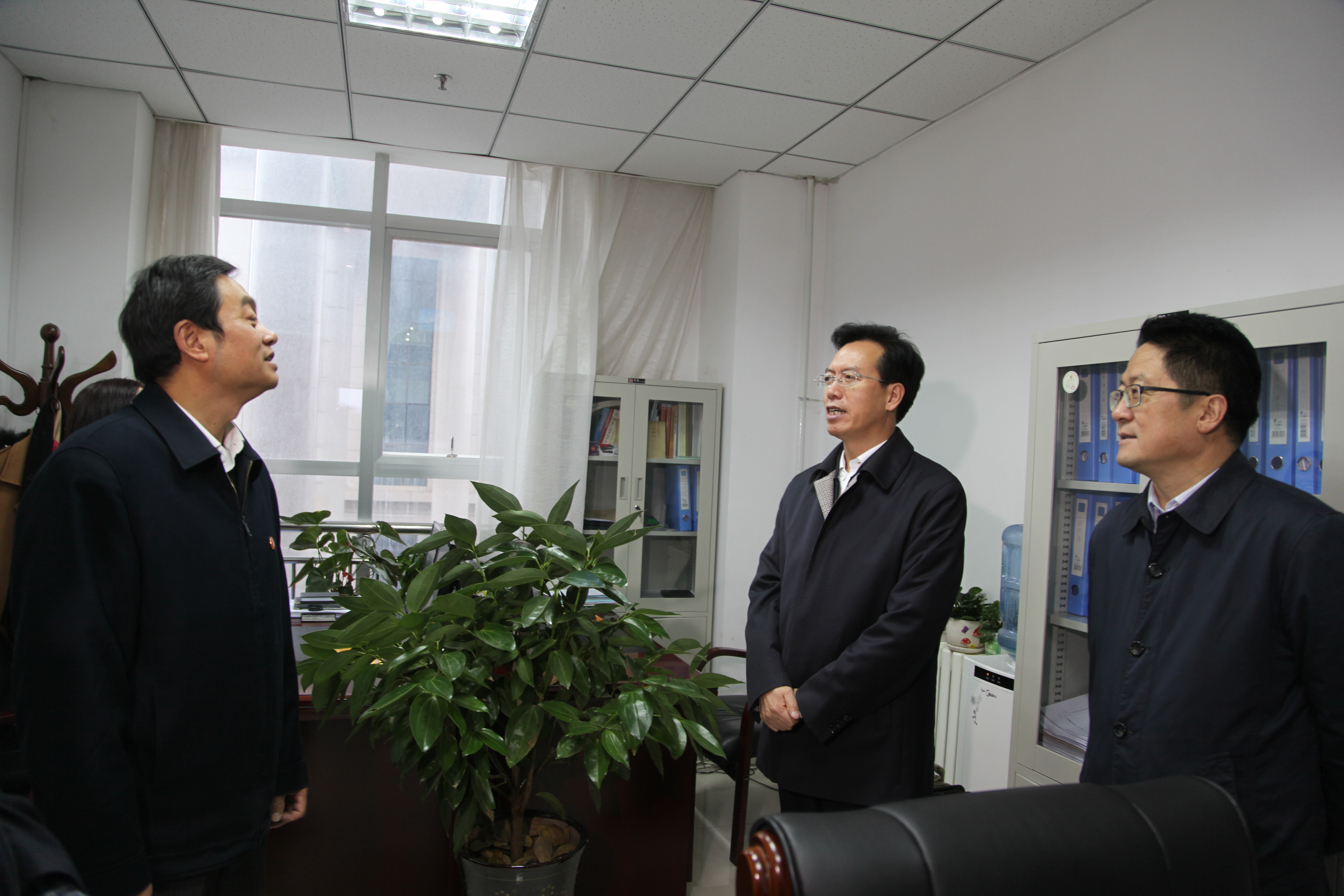 贠建民牢固树立宗旨意识妥善处理信访问题切实发挥信访部门为党分忧